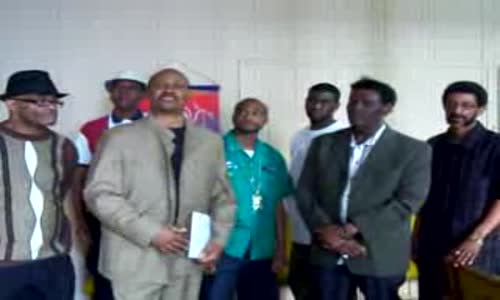 Speak a Blessing reporter Gary Stitt interview Paul Beasley & The Gospel Keynotes.flv