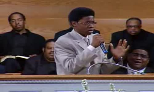 Reginald Sharpe Jr. at 16 years old (1st Sermon Close) www.realsharpejr.com.flv
