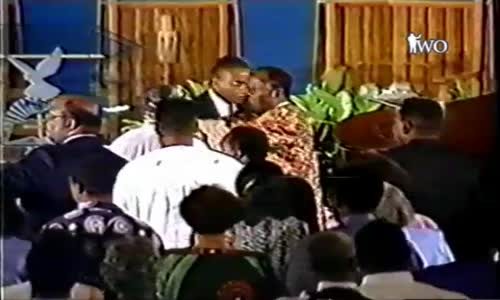 Archbishop Benson Idahosa - How to Find Favor with God 4.mp4